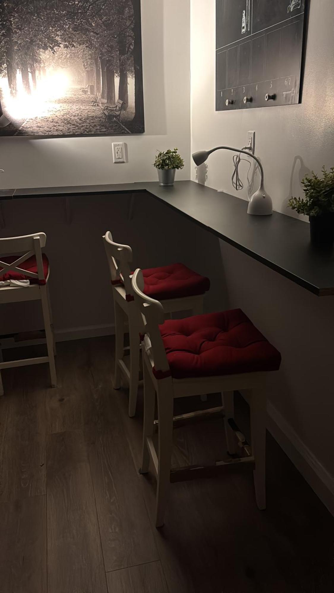 Capsule Hostel Ньюарк Экстерьер фото